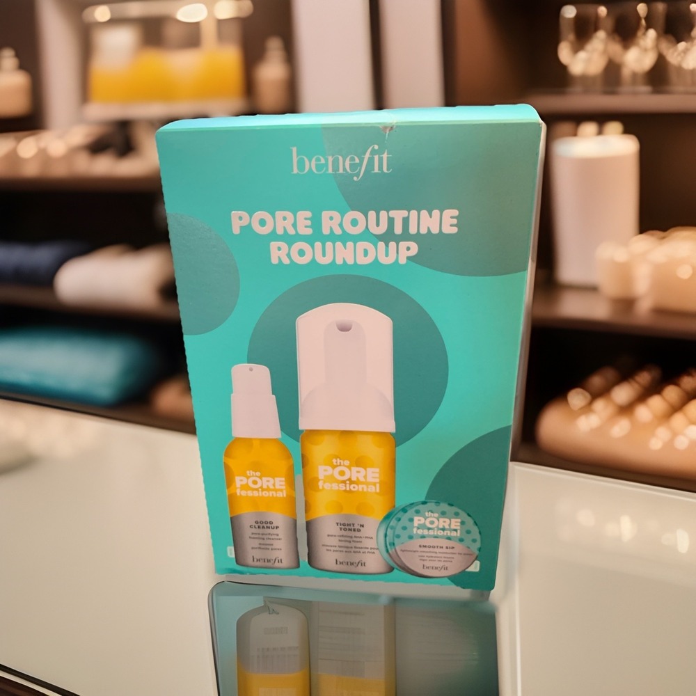Benefit Cosmetics Pore Routine Roundup. The Pore Professional. 3 Piece Set.